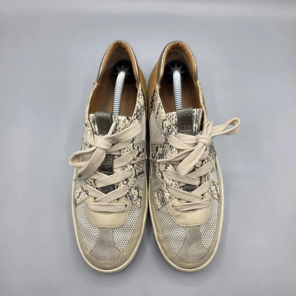 Frye Webster Sneakers Womens 8.5 Beige Leather Platform Snake Print Low Top Shoe